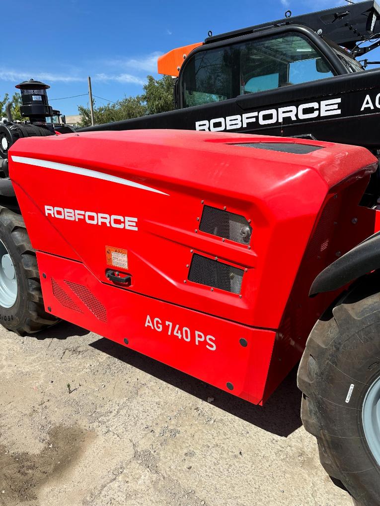 1. Robforce AG 740 PS